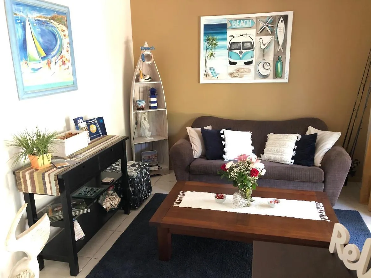 **** Bed & Breakfast Beachhouse Bed And Breakfast Redcliffe Australia